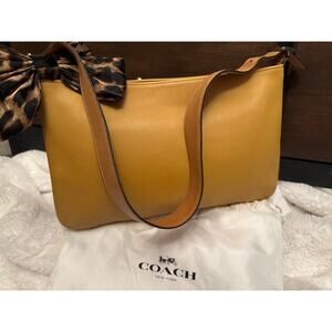 Coach Compact Zip Shoulder Bag Tan Brown